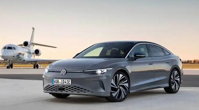 新的大眾AeroB諜照在2023年到來之前捕獲了電動汽車