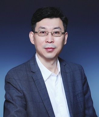 中國(guó)電動(dòng)汽車百人會(huì)副理事長(zhǎng)兼秘書長(zhǎng)張永偉發(fā)展智能網(wǎng)聯(lián)汽車要加強(qiáng)頂層設(shè)計(jì)