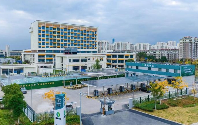 36臺電動汽車可同時充電,蘇州最大規模新能源汽車多功能充電站投運