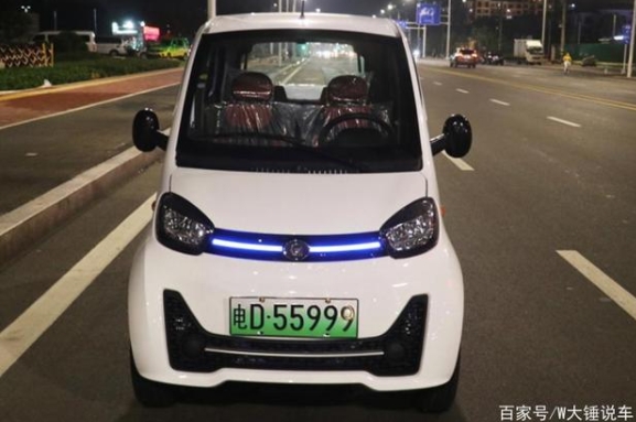 富路四輪電動車評測:搭載1500W電機,續航100公里,帶四輪碟剎