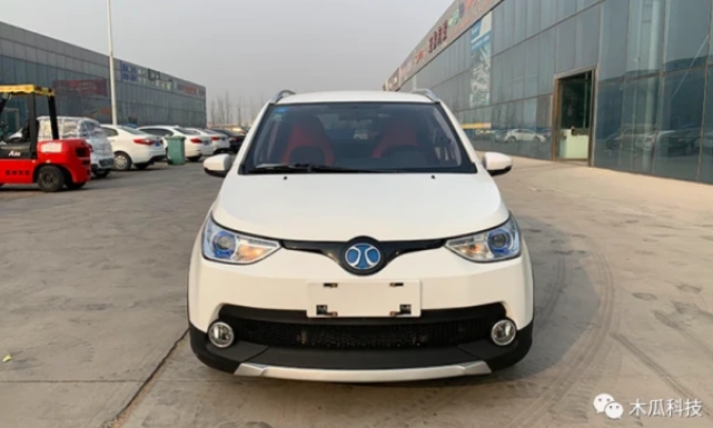 2款入門級電動汽車，最大續(xù)航180公里，能上綠牌，價格便宜