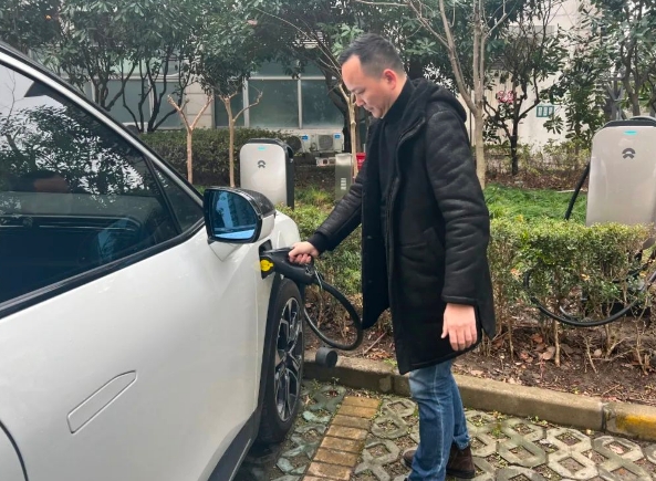 安排上了！松江這里新裝8個電動汽車共享充電樁