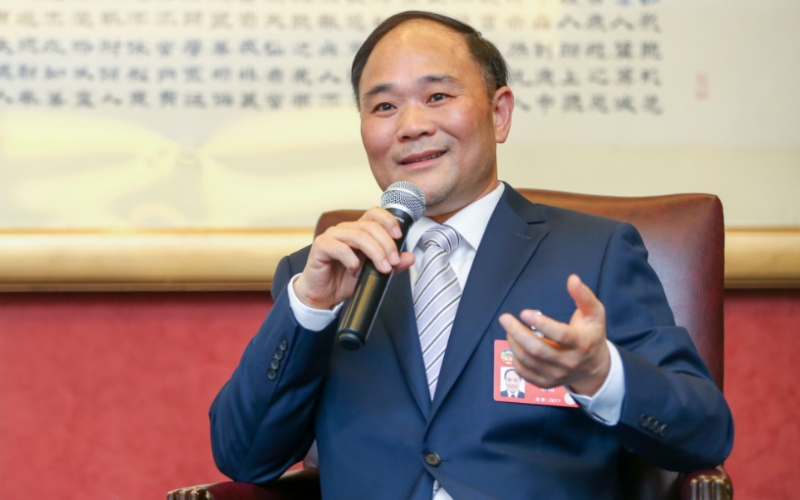 全國人大代表李書福:建議加大電動汽車換電體系建設