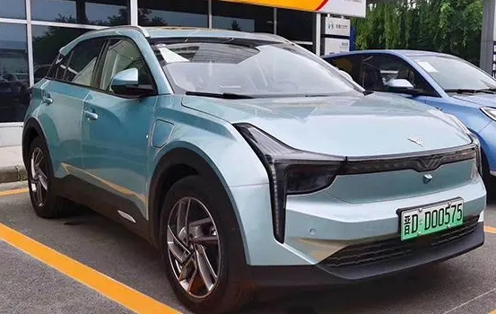 2022年1-3月新能源汽車產(chǎn)銷同比均增長1.4倍