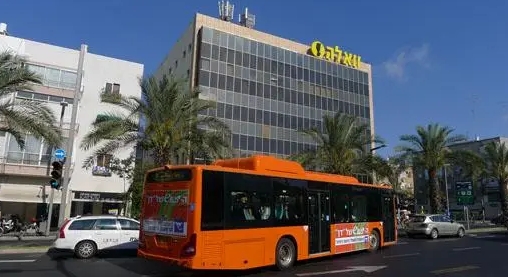 中國電動汽車開進以色列大街小巷