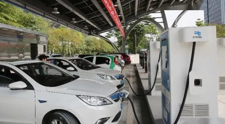 上海：對置換純電動汽車的個人消費者給予一次性10000元補(bǔ)貼