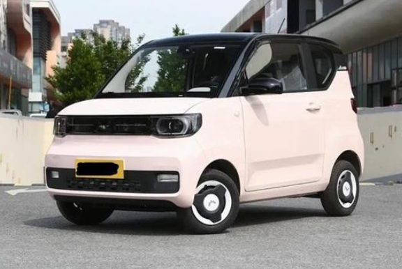 宏光MINIEV車身小巧,續航達到300km