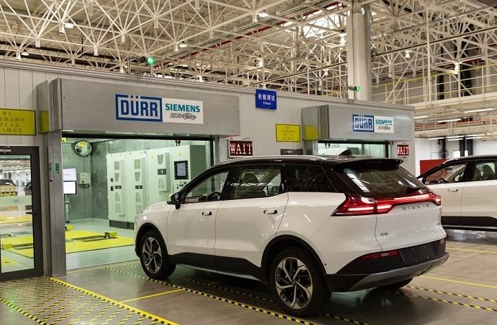 原創(chuàng)中國品牌電動汽車扎堆出海先行者愛馳已在歐洲站穩(wěn)腳跟