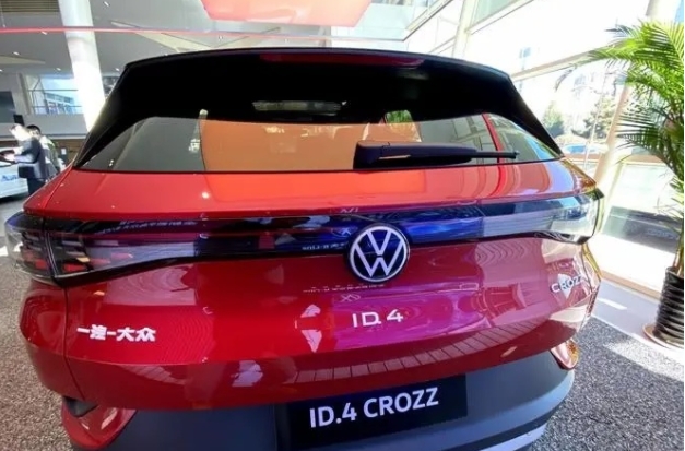 ID.4CROZZ