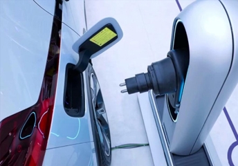 俄媒：俄羅斯電動汽車轉向中國充電標準