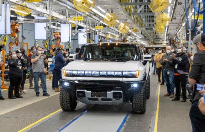 通用汽車電動悍馬生產緩慢，日產量僅12輛