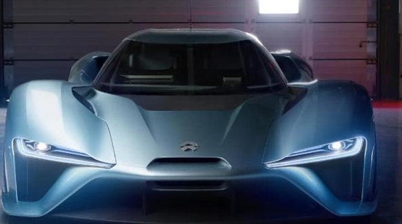 蔚來電動汽車——攜手智能，面向未來