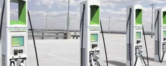 美媒：科學家找到電動汽車快速充電方法