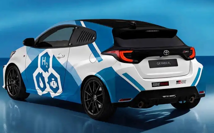 豐田汽車(TM.US)CEO：電動汽車普及將比預期時間更長將保留汽油動力汽車