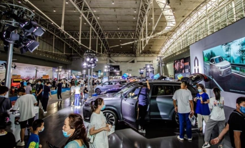 中國新能源汽車產(chǎn)業(yè)2022“完美”收官