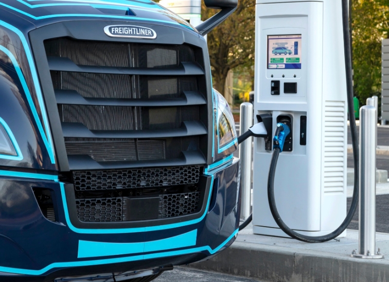 沒有剎車！未來的電動汽車會完全省略摩擦墊嗎？