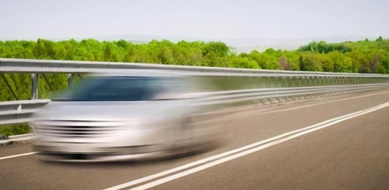 電動汽車跑出新速度