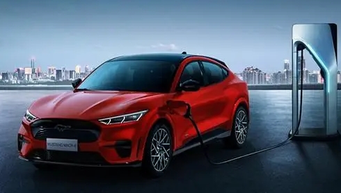福特(F.US)2022年電動汽車銷量翻倍美國市場地位僅次于特斯拉(TSLA.US)