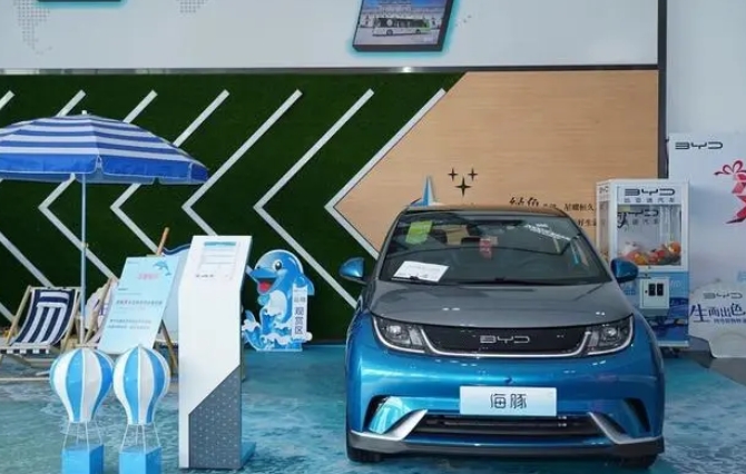 新能源汽車經(jīng)銷商面臨諸多挑戰(zhàn)，易車指出明確服務(wù)方向?yàn)楫?dāng)下焦點(diǎn)