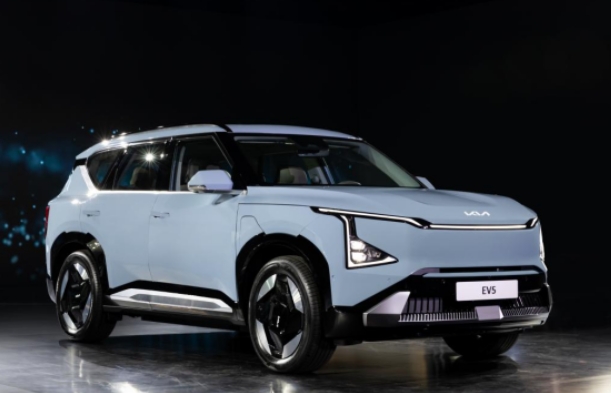 起亞在“KiaEVDay”上發布EV5及兩款概念車型加速電動汽車普及