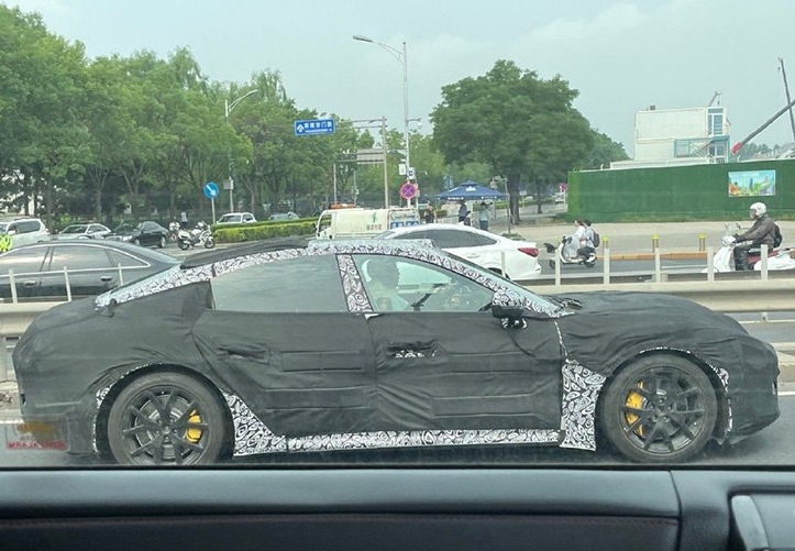 10月26日共同期待小米汽車更多消息？