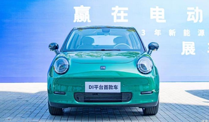 前臉致敬保時捷江淮EV3電動車實車亮相