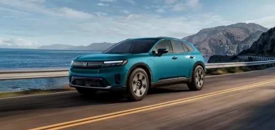 全球電動汽車銷量增三成
