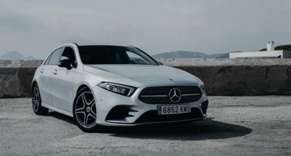 新能源汽車滲透率首次突破40%？重壓下的合資車只剩出海了嗎？