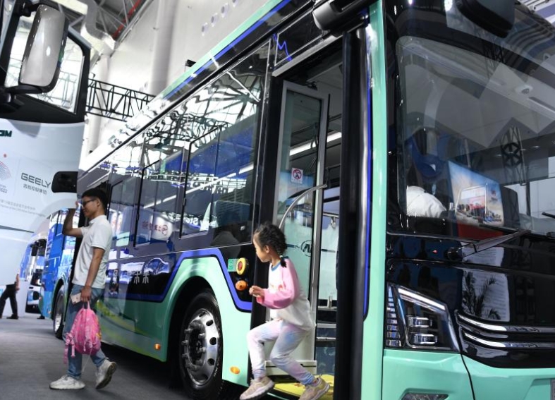 15個城市獲批試點，公共領域車輛全面電動化提速為新能源汽車發展加力