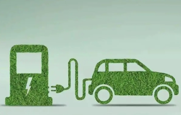國(guó)內(nèi)車(chē)市“冰火兩重天”！電動(dòng)汽車(chē)迎降價(jià)潮，燃油車(chē)卻紛紛漲價(jià)？