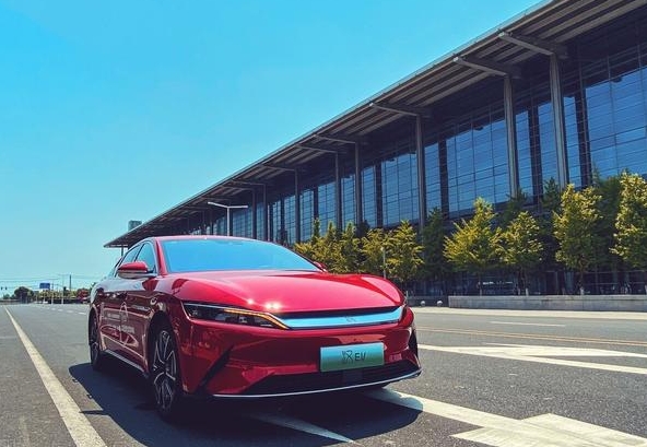 電動(dòng)汽車為什么不加變速箱解決高速能耗問題