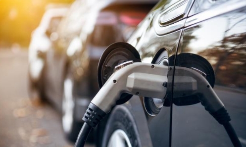 海外｜電動汽車需求猛增20%，英國1月新車銷量升至13.2萬輛