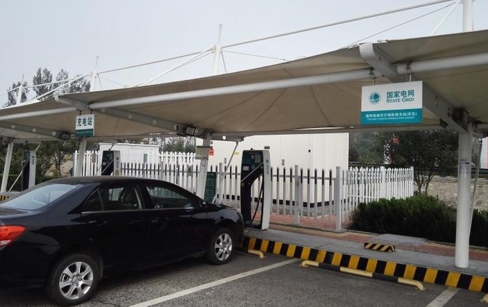 山東高速集團首個自主品牌電動汽車充電樁正式投入使用