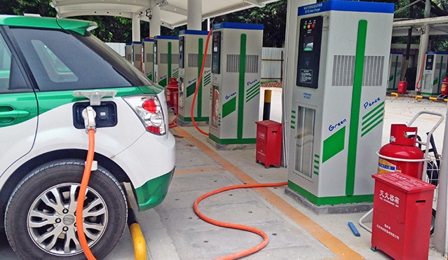 南寧將新建2298個新能源汽車充電樁