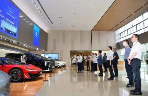 自主創(chuàng)新“質(zhì)變”造就新能源汽車排頭兵