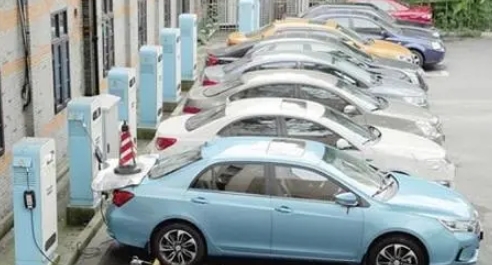 引入1-2家新能源汽車企業沈陽2025年汽車工業總產值力爭達到4000億元