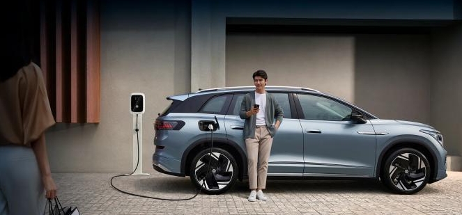 吳磊代言上汽大眾純電動汽車ID6X，每一次出行都安全相伴！