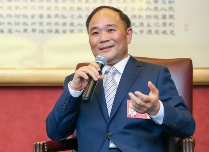 吉利控股集團李書福：智能電動汽車必須以安全為前提，不簡單地打價格戰