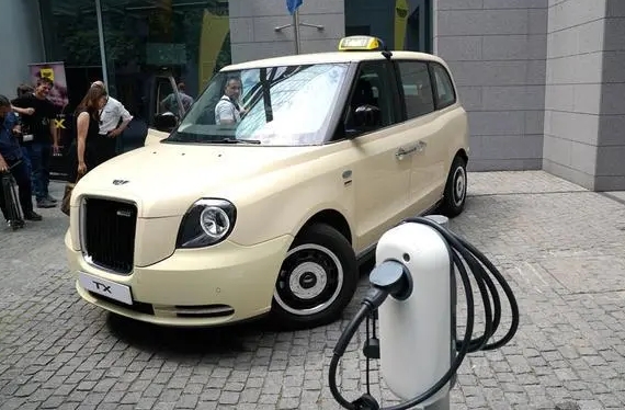 吉利據悉擬為倫敦電動汽車公司募集近10億英鎊資金尋求提振電動出租車生產