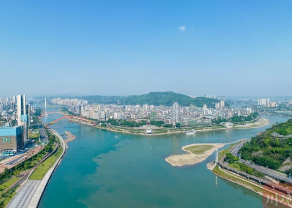 探城?宜賓|在長江首城開電動汽車是種怎樣的體驗？