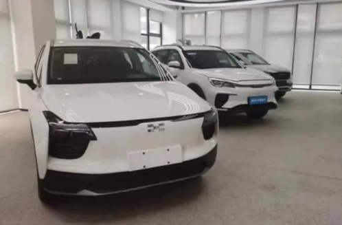 像加油一樣方便！松江企業(yè)讓電動汽車“補能”更便捷！