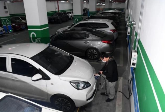 電動汽車車主速看！充電樁電價，有變化！
