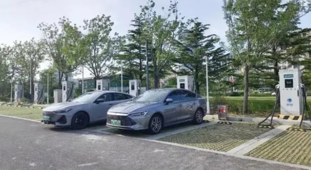「山海壹評(píng)」威海電動(dòng)汽車充電設(shè)施建設(shè)全面提檔加速