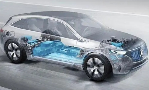 30萬元以上電動車市場硝煙再起：中國車企成為主角傳統(tǒng)豪華車企展開反攻