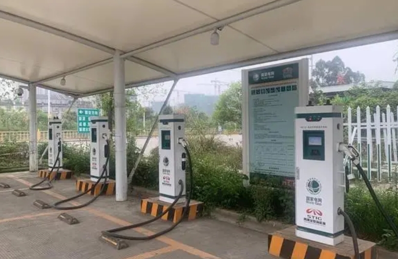 全國近九成高速公路服務(wù)區(qū)已建設(shè)電動汽車充電設(shè)施