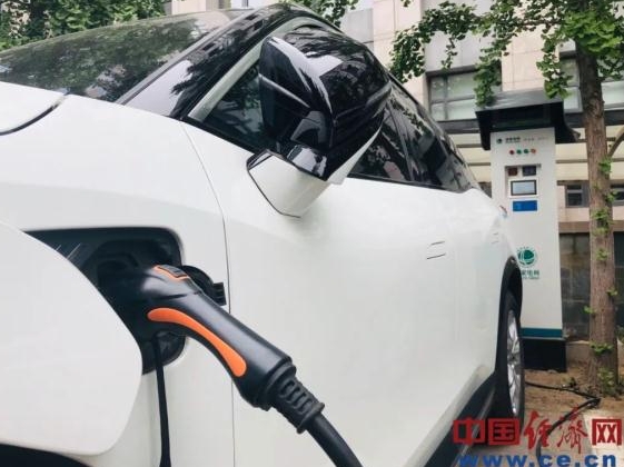 歐盟對中國電動(dòng)汽車發(fā)起反補(bǔ)貼調(diào)查！“砌墻”行為不可取！
