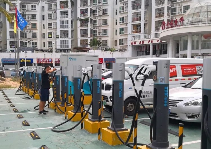 海南196個(gè)鄉(xiāng)鎮(zhèn)覆蓋新能源汽車設(shè)充電基礎(chǔ)設(shè)施