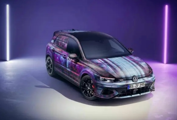 CES2024展現汽車行業新風向：電動車熱度減弱AI“上車”成趨勢