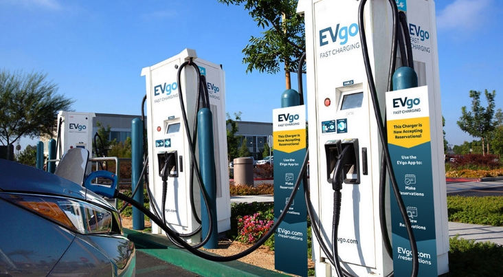 美國宣布出資3.25億美元維修電動汽車充電樁并降低電池成本