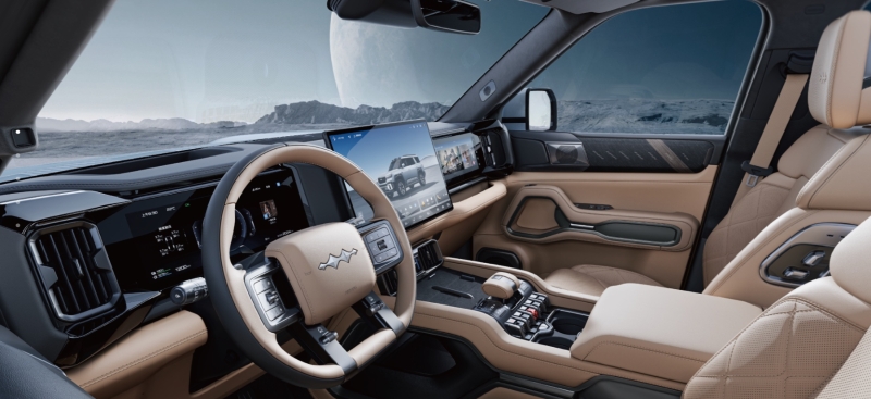 新車速報——方程豹豹8